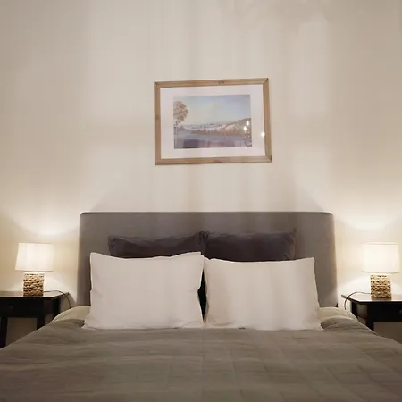 Hotel Karlamuiza Country