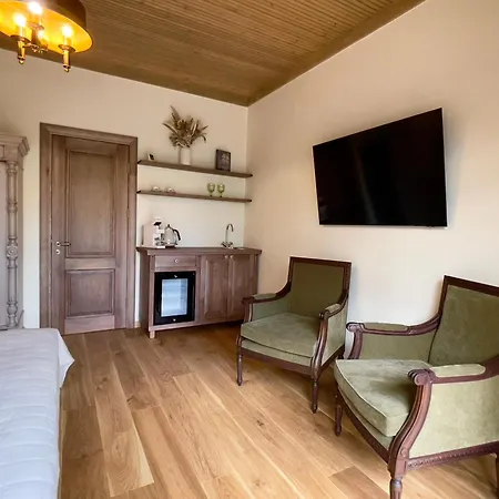 Karlamuiza Country Hotell 3*